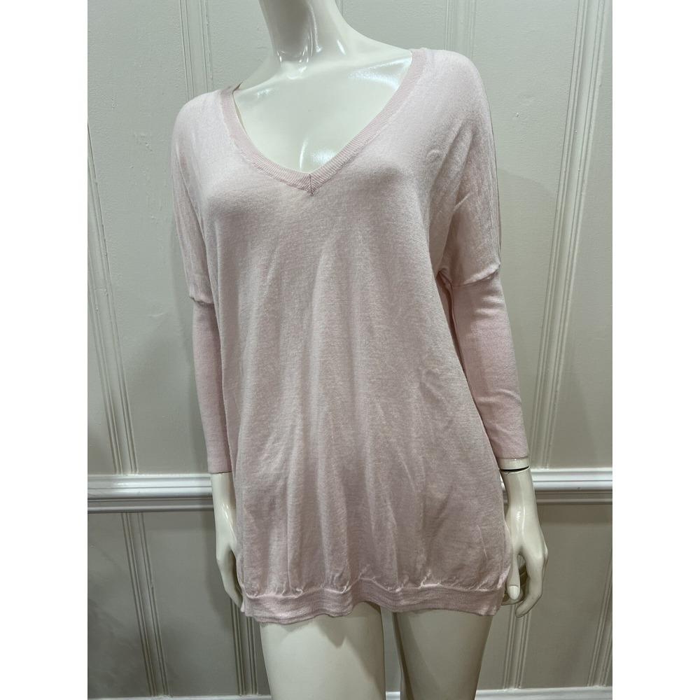 Moth Clare V-Neck Merino Wool Dolman Sleeve Sweater Lt Pink Size small Damaged